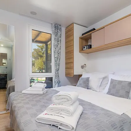 Ivaci Luxury Mobile Homes *